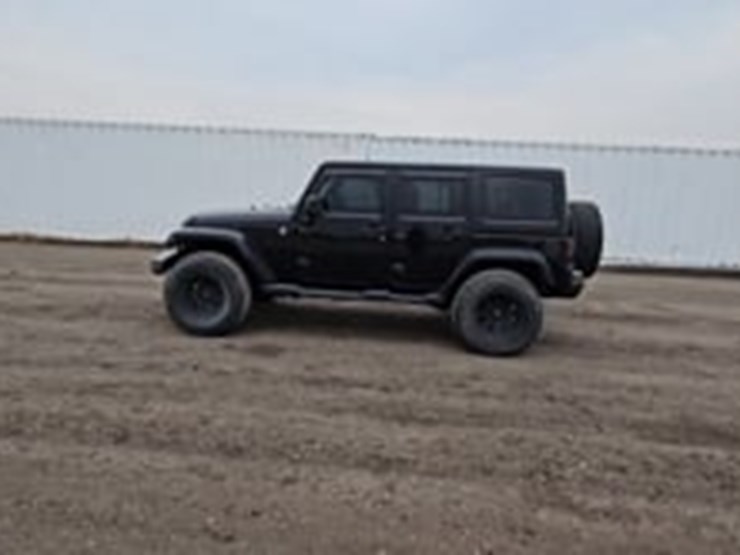 2011-jeep-wrangler-image-5