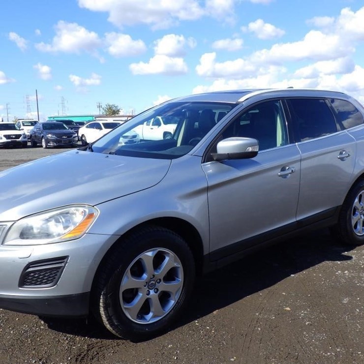 2013 VOLVO XC60