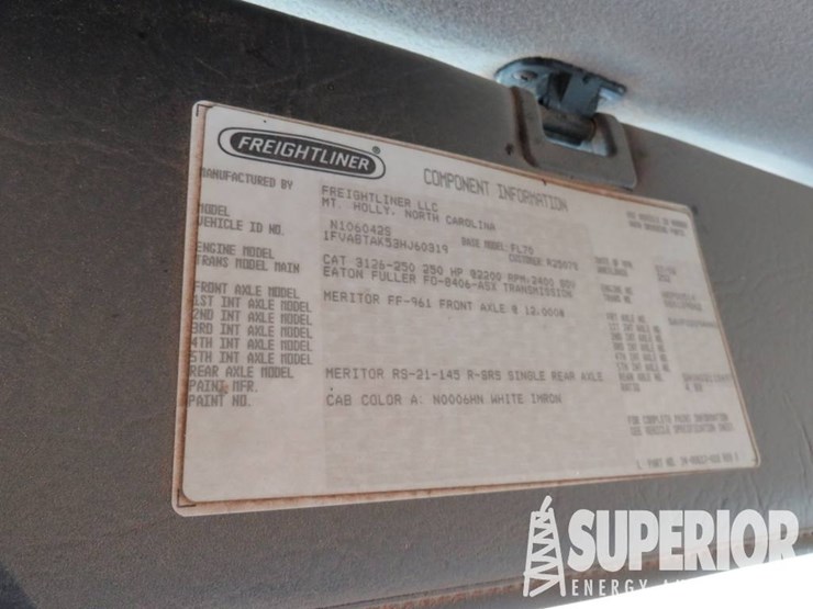 2003-freightliner-fl70-image-7