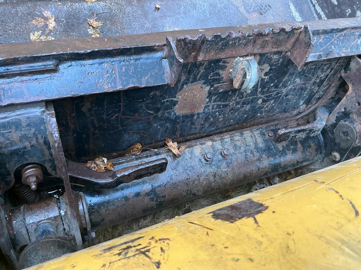 2010-caterpillar-257b-image-16