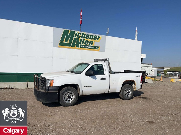 2010-gmc-sierra-1500-image-1