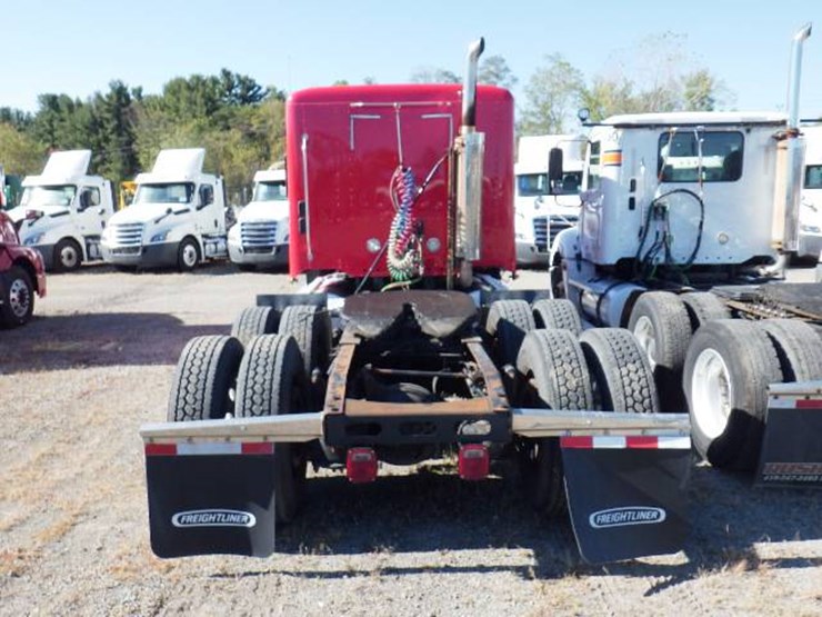 2017-freightliner-cl120-columbia-image-7