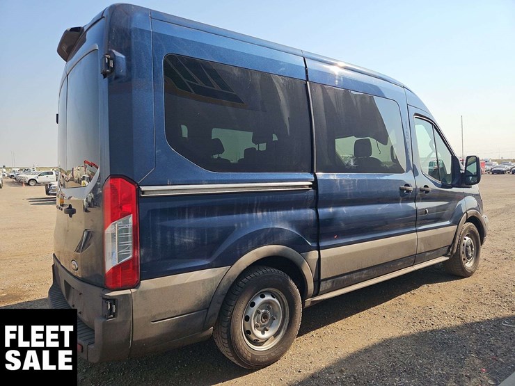 2019-ford-transit-image-4