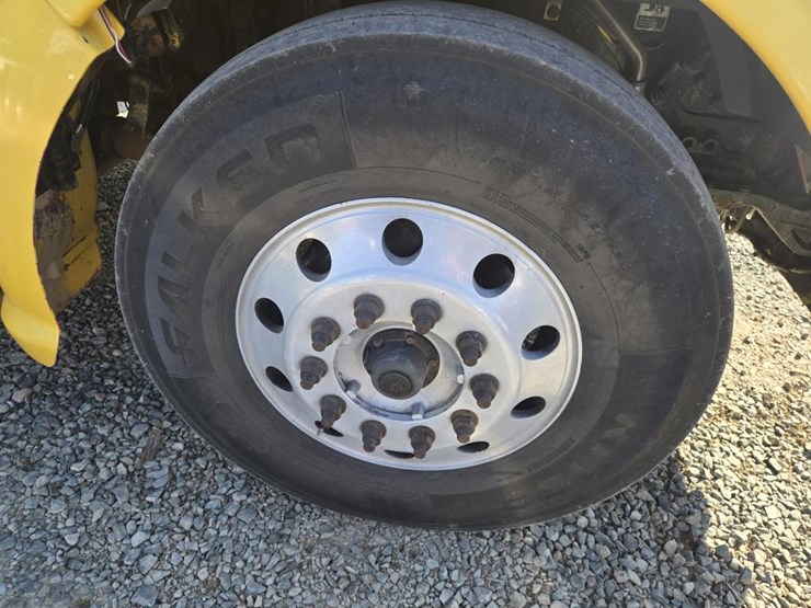 2012-kenworth-t660-image-48