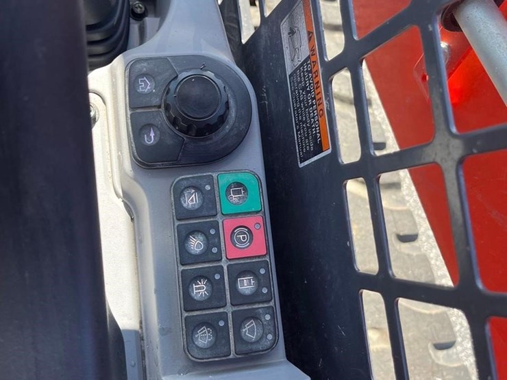 2024-kubota-svl75-3-image-26