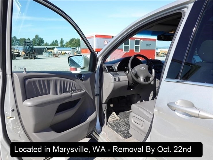 2009-honda-odyssey-image-3