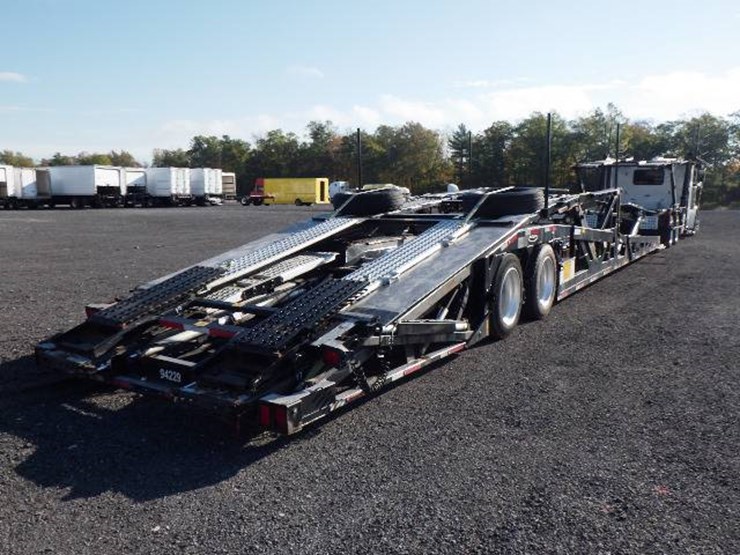 2018-peterbilt-389-image-7