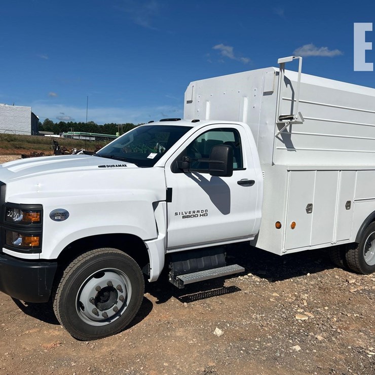 2023 CHEVROLET SILVERADO 6500HD