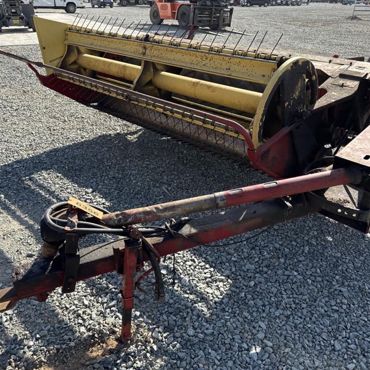 NEW HOLLAND 479