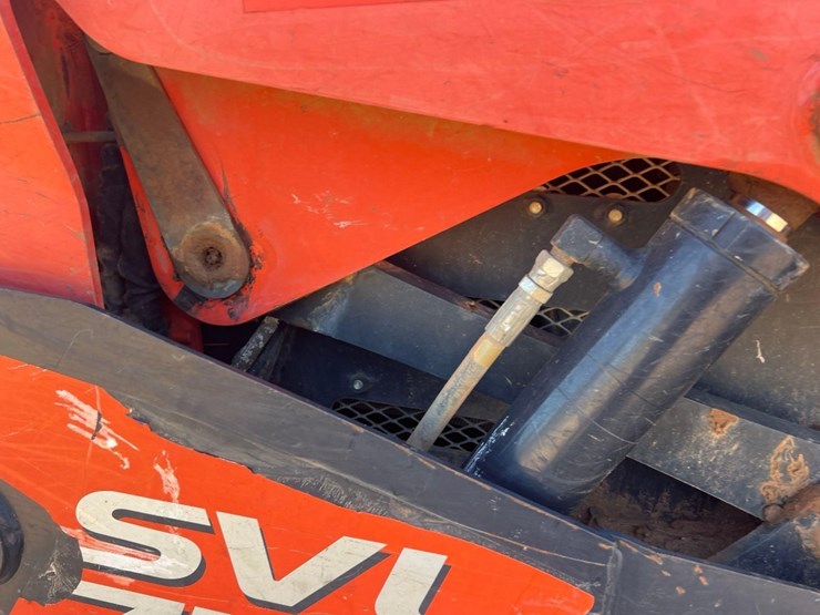 kubota-svl75-2-image-18