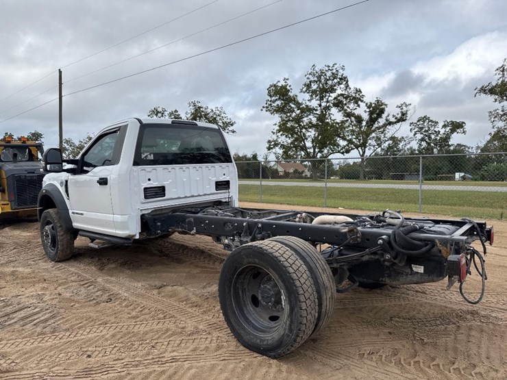 2019-ford-f550-xl-image-8