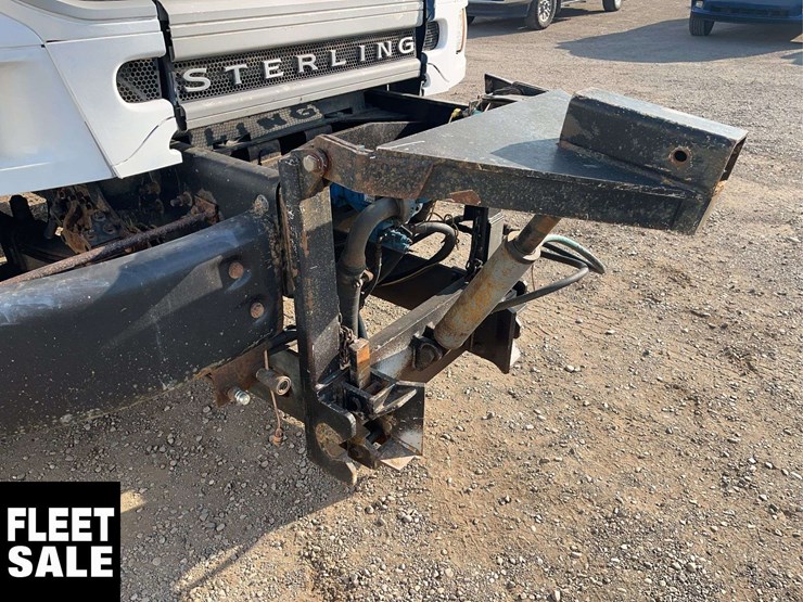2006-sterling-lt8500-image-17