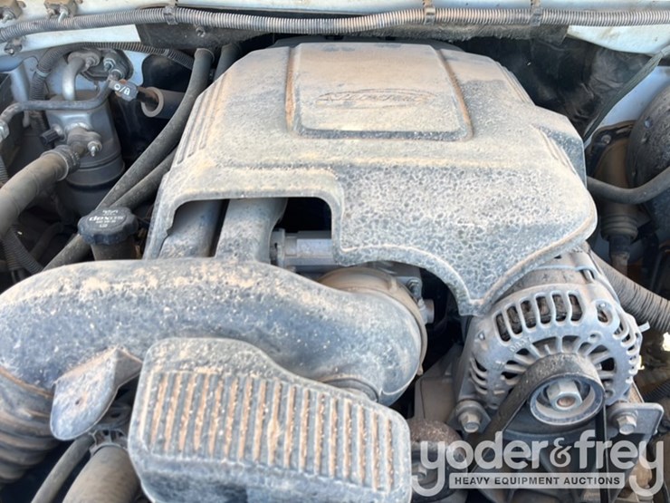 2013-chevrolet-silverado-1500-image-30