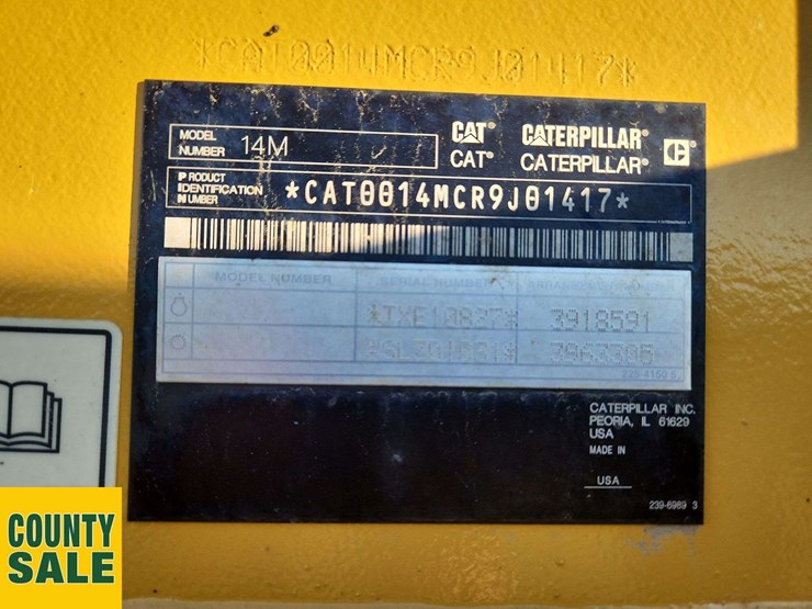2015-caterpillar-14m-image-5