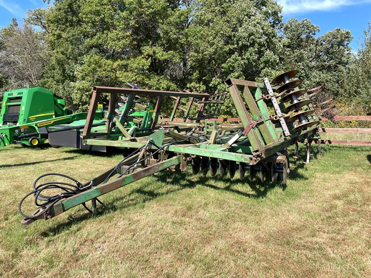 john-deere-722-image-1