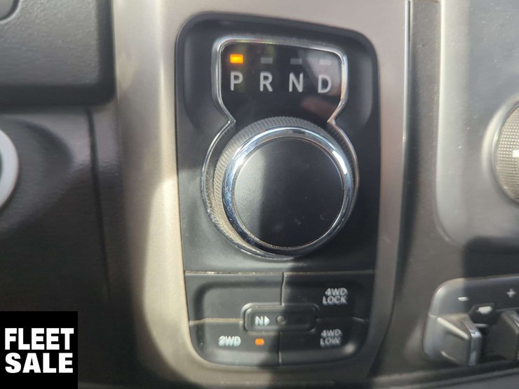 2014-ram-1500-slt-image-11