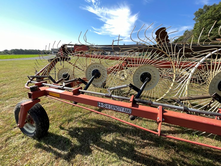 #1670-•-h&s-hi-capacity-wheel-rake-image-17