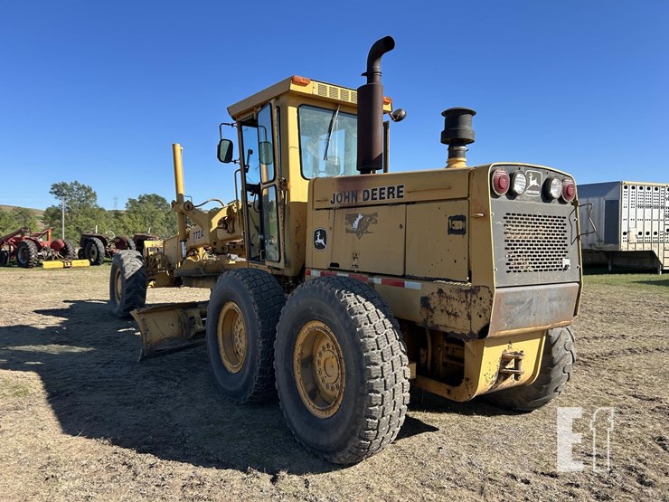 deere-772a-image-9