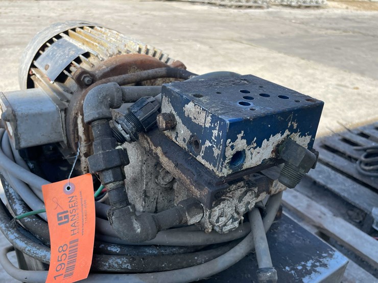 #1958-•-hydraulic-pump-assembly-image-6