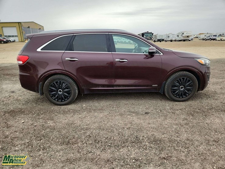 2016-kia-sorento-image-24