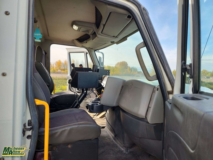 2016-international-workstar-7400-image-34