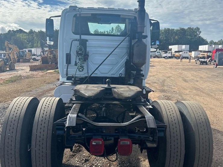 2012-international-durastar-4400-image-17