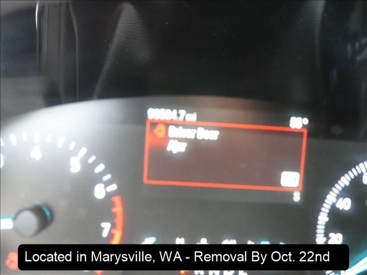 2020-ford-explorer-image-8