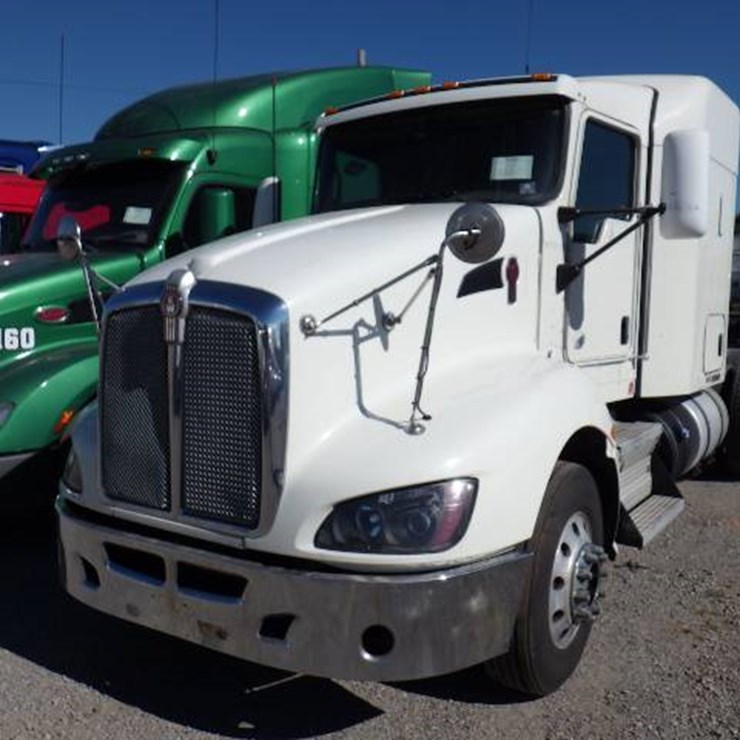 2012 KENWORTH T660