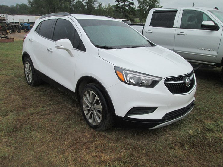 2019-buick-encore-image-2