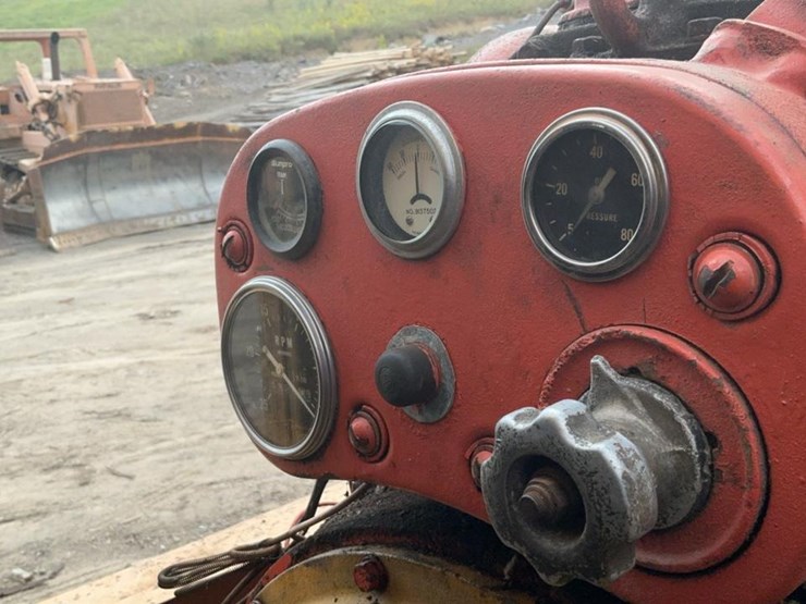 #121-•-farmhand-900-tubgrinder-image-29