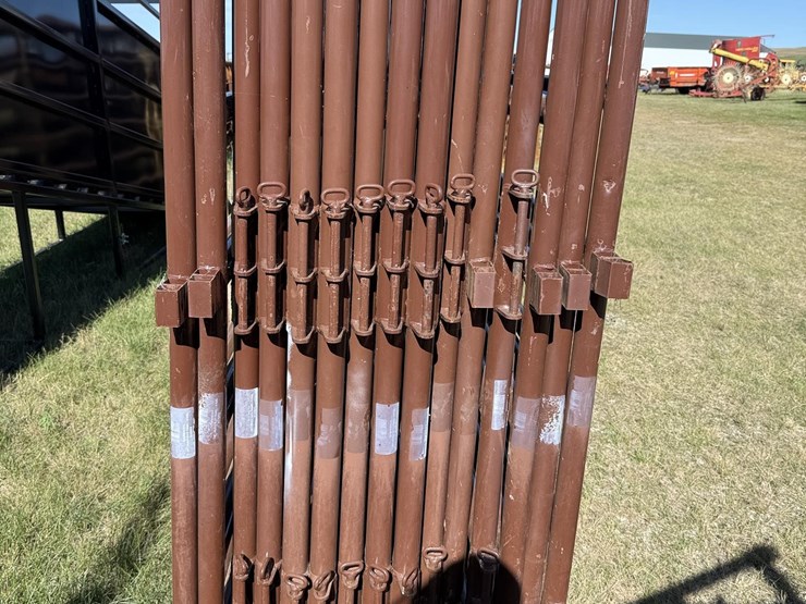 15x-hiqual-14'-panels-image-1