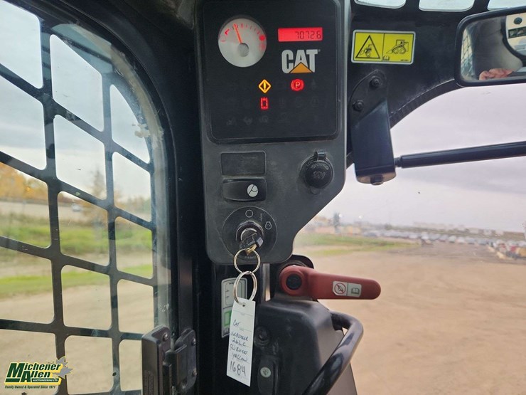 2013-caterpillar-262c2-image-9