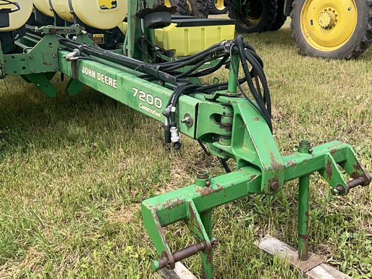john-deere-7200-image-50