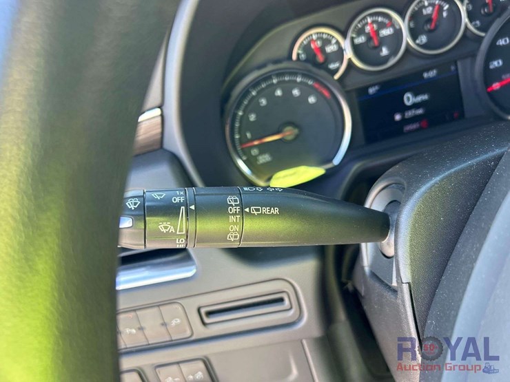 2022-chevrolet-tahoe-image-16