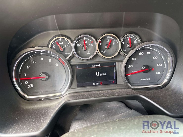 2021-chevrolet-tahoe-image-16