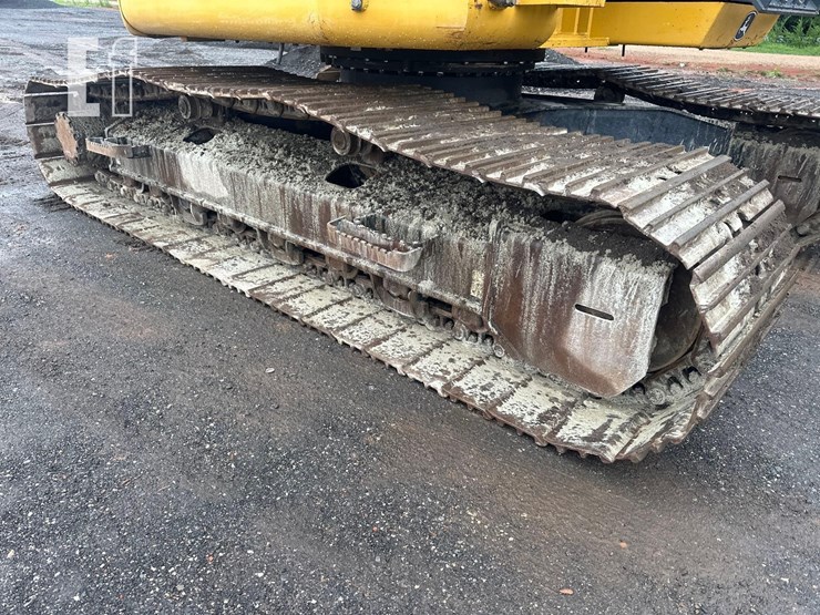 2021-deere-245g-lc-image-15
