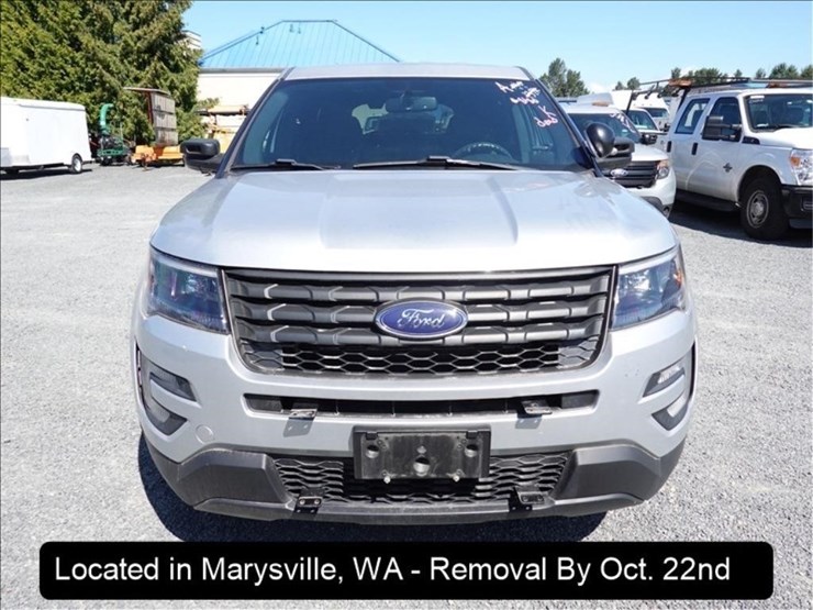 2018-ford-explorer-image-15