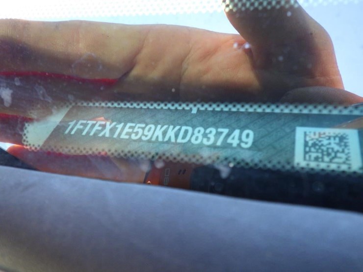 2019-ford-f150-image-13