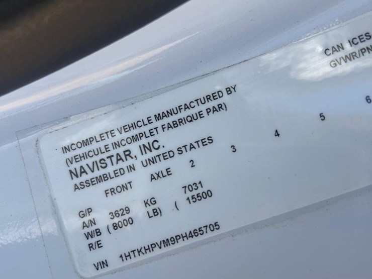 2023-chevrolet-silverado-6500hd-image-47