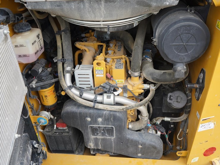 2019-caterpillar-262d-image-20