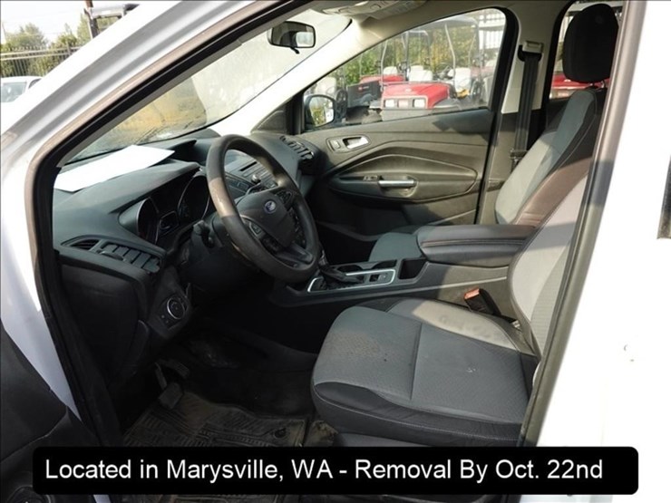 2017-ford-escape-se-image-3