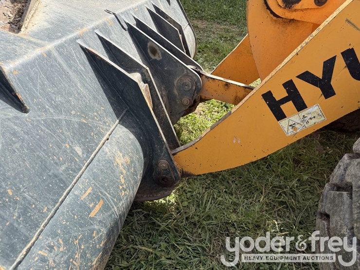 2011-hyundai-hl740-9-image-13