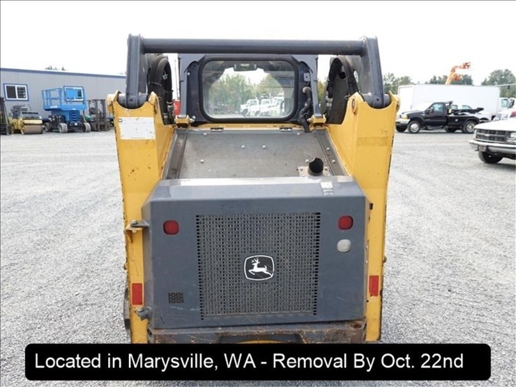 2016-deere-317g-image-21