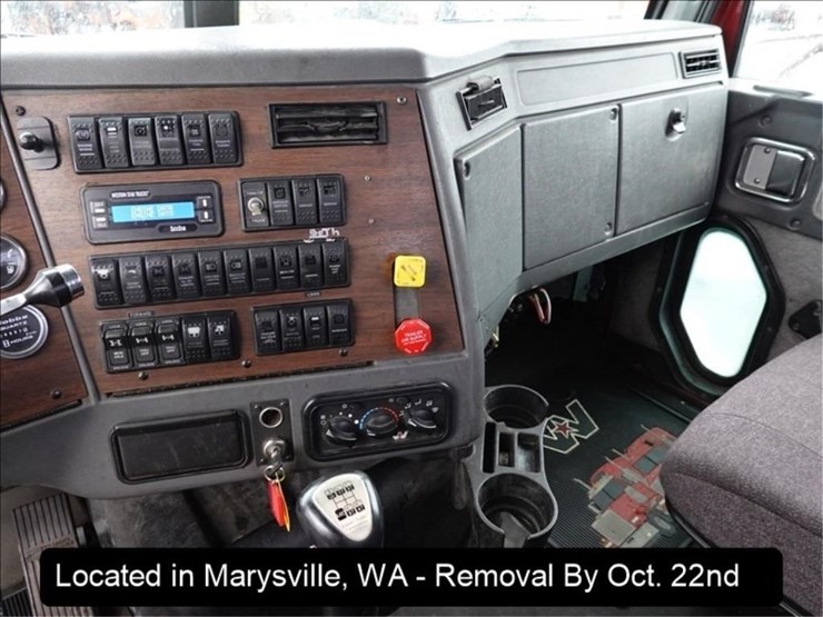 2003-western-star-4900-image-27