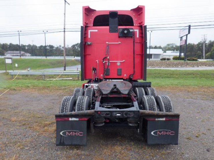 2018-peterbilt-579-image-8