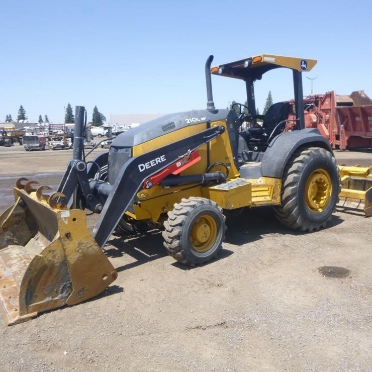 2021 DEERE 210L