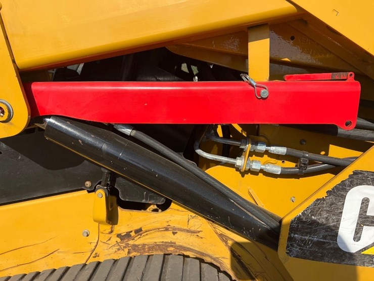 2018-caterpillar-259d-image-25