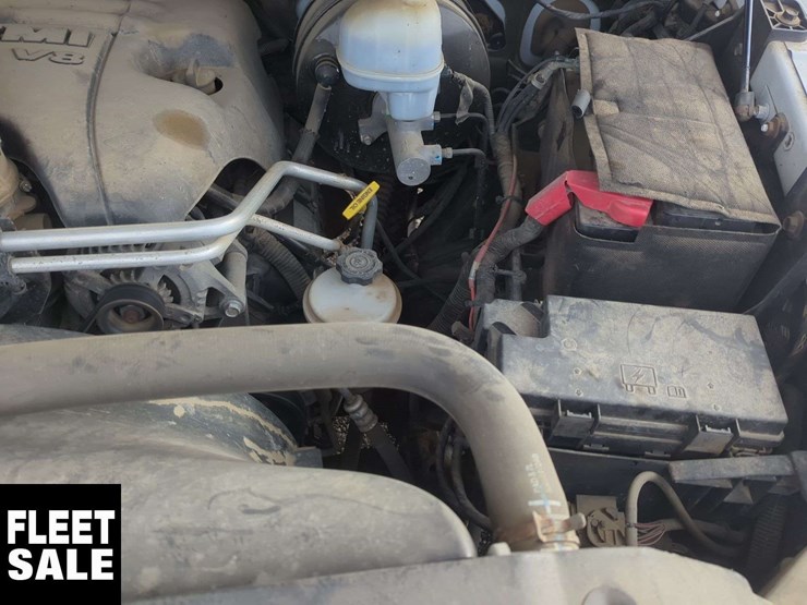 2012-ram-1500-slt-image-33