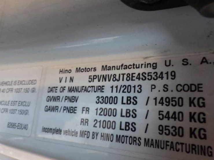 2014-hino-338-image-11
