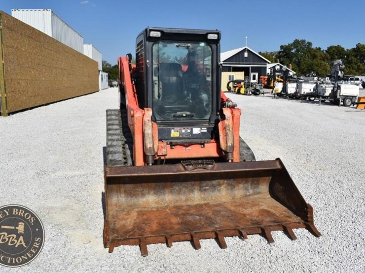 2021-kubota-svl97-2-image-63